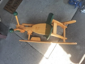 Schaukel aus Massivholz, vom Holzhandwerker individuell gefertigt Bild 2