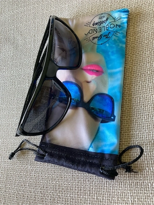 Sonnenbrille mit Etui Bild 5