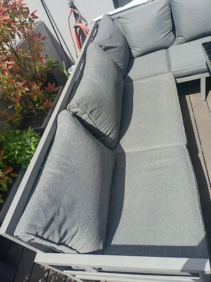 Garten-Ess-Lounge Möbel aus Alu in sehr gepflegtem Zustand  Bild 4