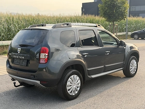 Dacia Duster dCi Allrad TÜV NEU 1.Besitz AHK Bild 3
