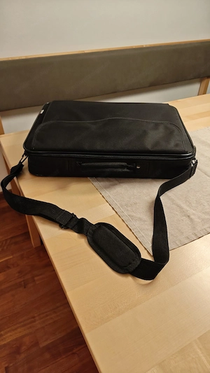 Asus aus 2010 zu verschenken  Bild 3