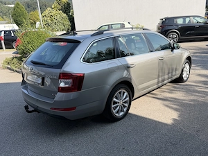 Skoda Octavia Combi 2,0 Elegance TDI 4x4 Green tec 2015 TOP! Bild 3