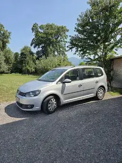 VW Touran 2012 Bild 2
