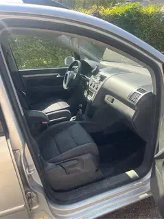 Volkswagen Touran Bild 3