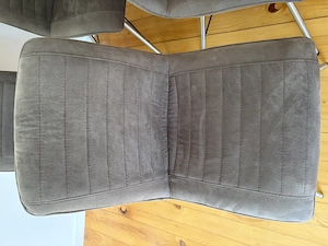 6 sehr gut erhaltene Alcantarastühle Bild 2