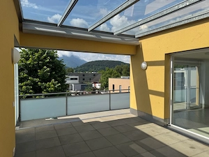 Kompaktes Penthouse 2 Zimmer  ab September verfügbar