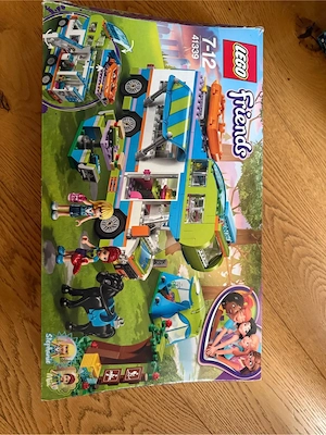 Lego Friends Mias Wohnmobil Bild 2