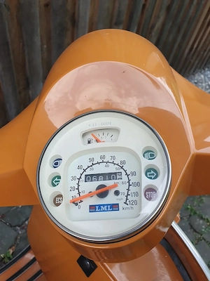 LML 125 Blechroller (Vespa PX Nachbau) Bild 3