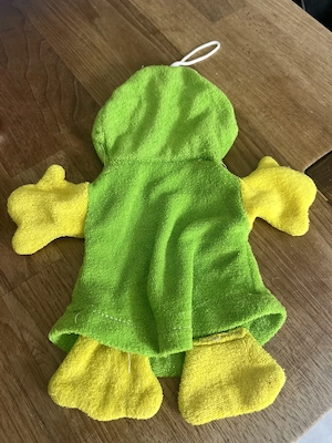 Kinder Waschlappen Frosch bunt mit Aufhängung Bild 2