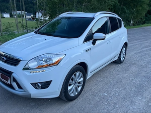 Ford Kuga 2,0 Titanium 4x4 TDCI DPF SUV Bild 3