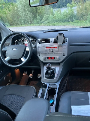 Ford Kuga 2,0 Titanium 4x4 TDCI DPF SUV Bild 9