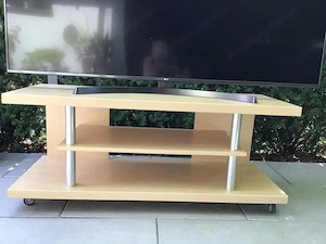 TV Möbel abzugeben 