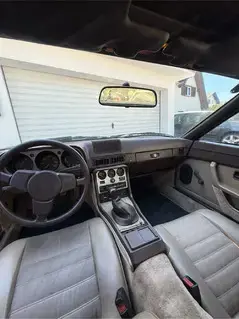 Porsche 944 Bild 3
