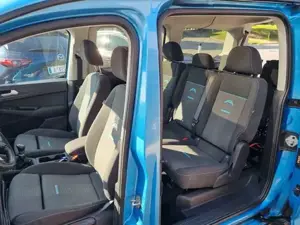 Ford Grand Tourneo Connect**Allrad**Anhängekupplung**ACTIV** wie Caddy Bild 10
