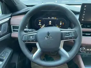Mitsubishi Outlander Bild 14