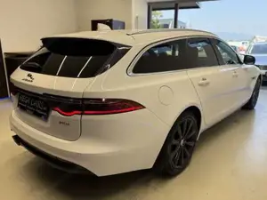 Jaguar XF Bild 8