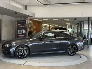 Mercedes-Benz CLS 350 Bild 2