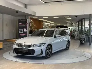 BMW 320 Bild 11