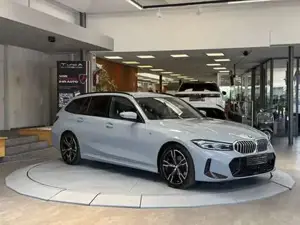 BMW 320 Bild 9