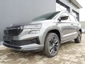 Skoda Karoq Sportline 1,5 TSI 150 PS DSG Navi-4x Sitzheizun...