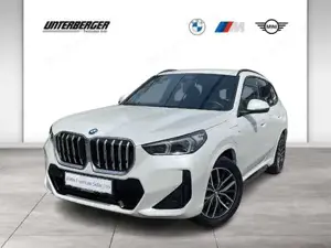 BMW X1 xDrive25e M Sportpaket // elektr. Anhängerkupplung // Komfortzugang