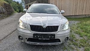 Skoda Octavia Scout 4x4 Bild 2