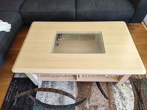 Wohnzimmer Tisch Bild 2