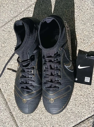 Fußballschuhe: Nike Mercurial Superfly Gr. 42 (neu)