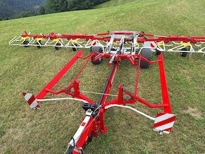 Pöttinger Kreiselheuer Bild 3