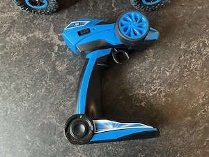 Ferngesteuertes Auto revell  Bild 2