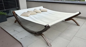 Ampel24 XL Doppelliege   Gartenliege 2x2m, Holzgestell mit weißem Spannbezug