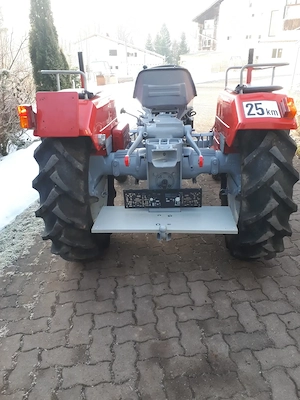 Lindner Traktor BF250 N mit25 PS mit Anänger Euro8500 Bild 5