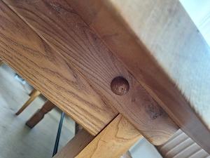 Schöner alter Esstisch - Massivholz, mit Schublade Bild 2