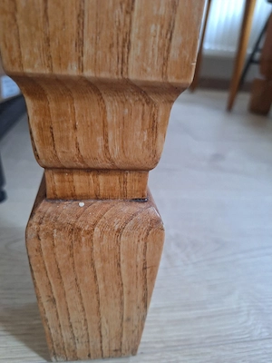 Schöner alter Esstisch - Massivholz, mit Schublade Bild 3