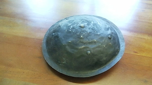 Buckler Rundschild ca. 35 cm   handgeschmiedetes Unikat
