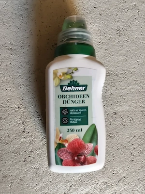 Orchideen Erde und Orchideen Dünger und Vital Spray Bild 3