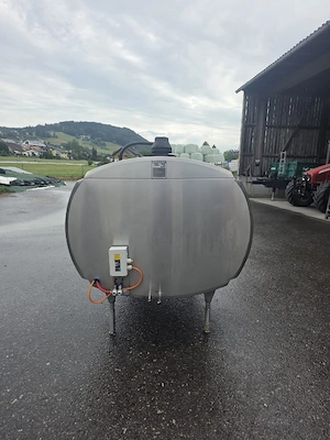 Milchtank 1600l Bild 4