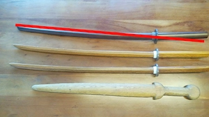 2x Bokken (Eiche) + Holz-Gladius   Konvolut Bild 2