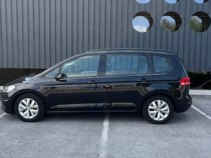 VW Touran Comfortline 1.6 TDI   7-Sitzer, NAVI, LED, Standheizung, AHK Bild 2