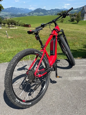 E-Bike Cube Hardtail Bild 2