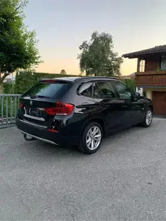 Bmw X1 xDrive Allrad Bild 3