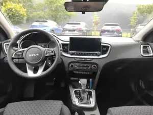 Kia Ceed / cee'd SPIN 1.5 T-GDI AT Kamera*Sitzheizung*APP*Navi 1... Bild 7