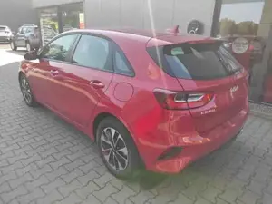 Kia Ceed / cee'd SPIN 1.5 T-GDI AT Kamera*Sitzheizung*APP*Navi 1... Bild 6