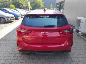 Kia Ceed / cee'd SPIN 1.5 T-GDI AT Kamera*Sitzheizung*APP*Navi 1... Bild 5