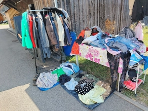 Haus Flohmarkt  Bild 2