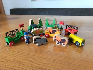 Brio Holzeisenbahn mehrteilig Bild 6