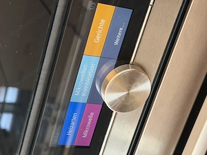 Siemens iQ700 Einbaubackofen mit integrierter Mikrowelle   Modell HN678G4S6 Bild 3