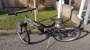 diverse Fahrräder zu verkaufen Bild 3