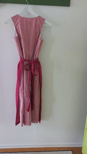Rot-weiß karriertes Dirndlkleid      Größe: 158 Bild 2