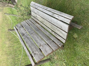  Massive Gartenbank   Sitzbank   Terassenbank   Parkbank aus Holz   130 cm   stabil & gemütlich Bild 2
